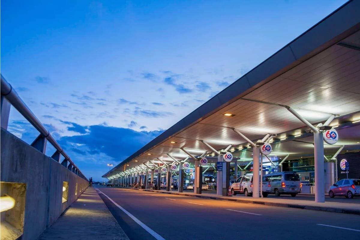 The gold standard of luxury airport transfers in the Middle East